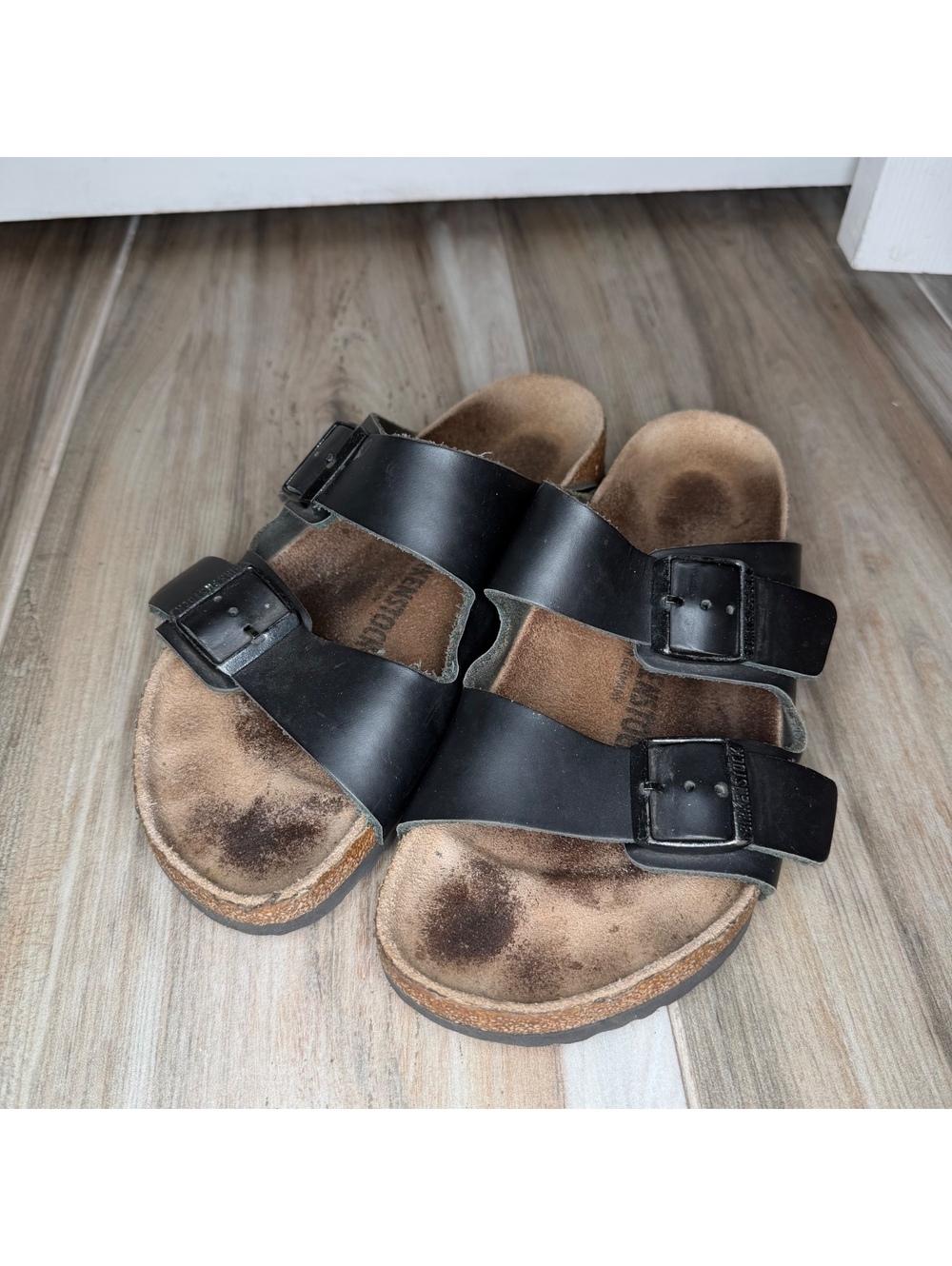 Birkenstock Arizona Two Strap Black Leather Sandals Men’s Sz 8 Womens Sz 10